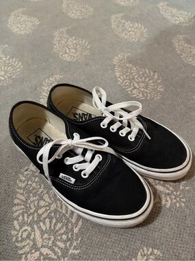 Black Vans Authentic shoes